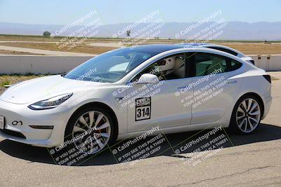 media/Apr-10-2022-Speed Ventures (Sun) [[fb4af86624]]/Teslacorsa B/Grid/